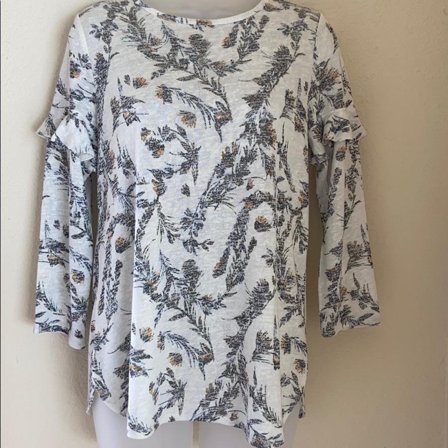 Brand New Van Heusen Top